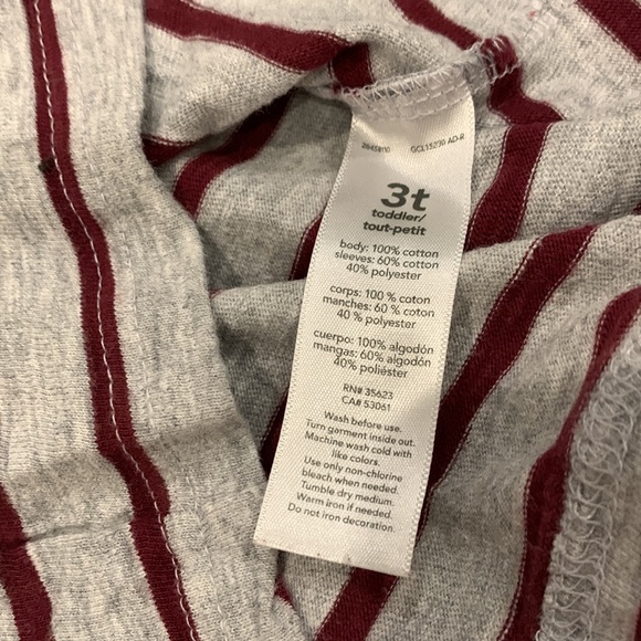 Carter’s Long Sleeve Shirt with Stripes in Maroon/Gray with Old Navy Jeans in 3T - Picture 4 of 9